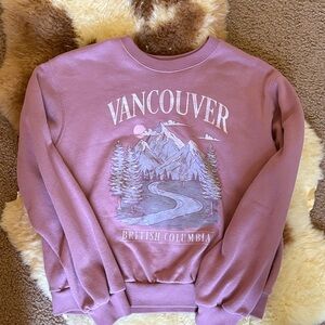 Hollister Vancouver Graphic women Sweater - Purple
